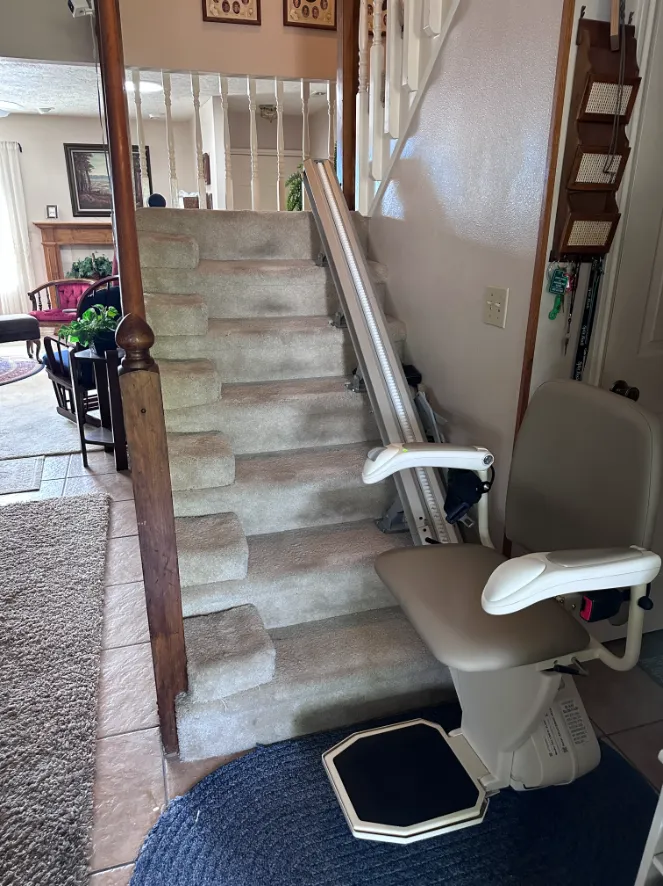 Lower stairlift